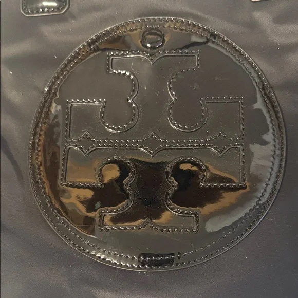 Tory Burch Black Patent Logo Tote - Picture 4 of 4